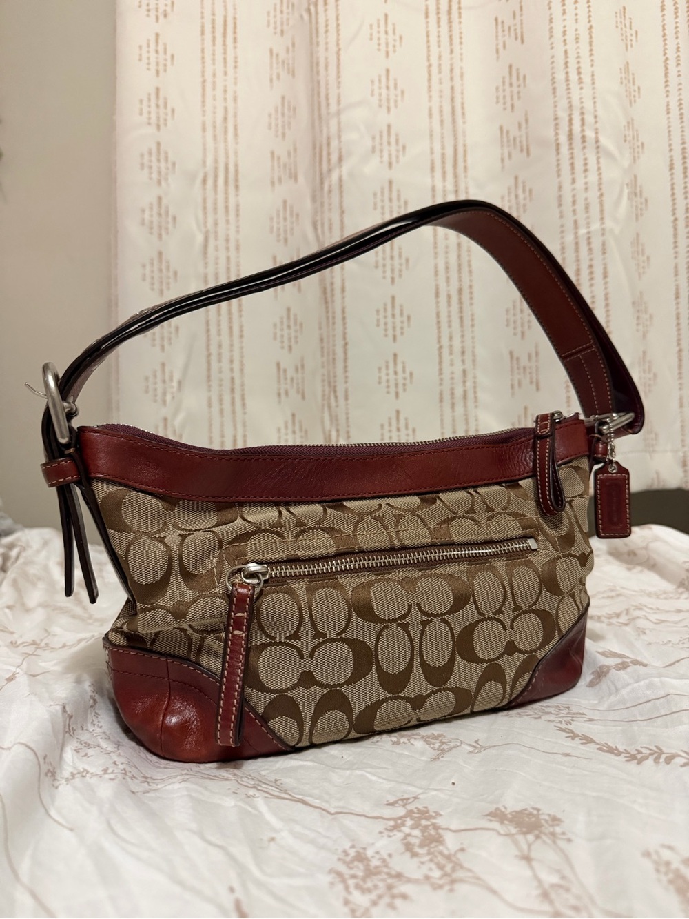 Rare❤️ Vintage Coach Signature Canvas Shoulder Bag in Brown & Dark Red Leather
